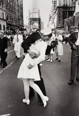 bacio times square Alfred Eisenstaedt