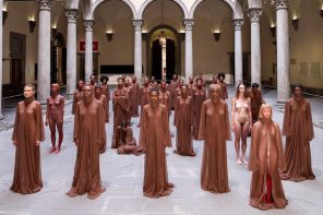 Vanessa Beecroft- VB83